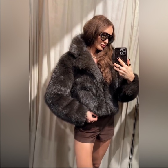 ZARA SHORT FAUX FUR COAT - Picture 5 of 16